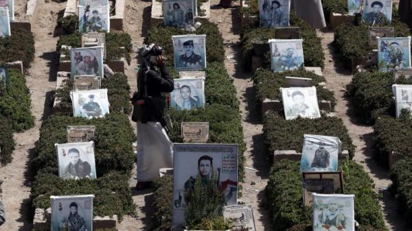 في آخر 5 أيام يونيو.. مليشيا الحوثي تدفن جثامين 79 قتيلاً من عناصرها بينهم قيادات (أسماء)
