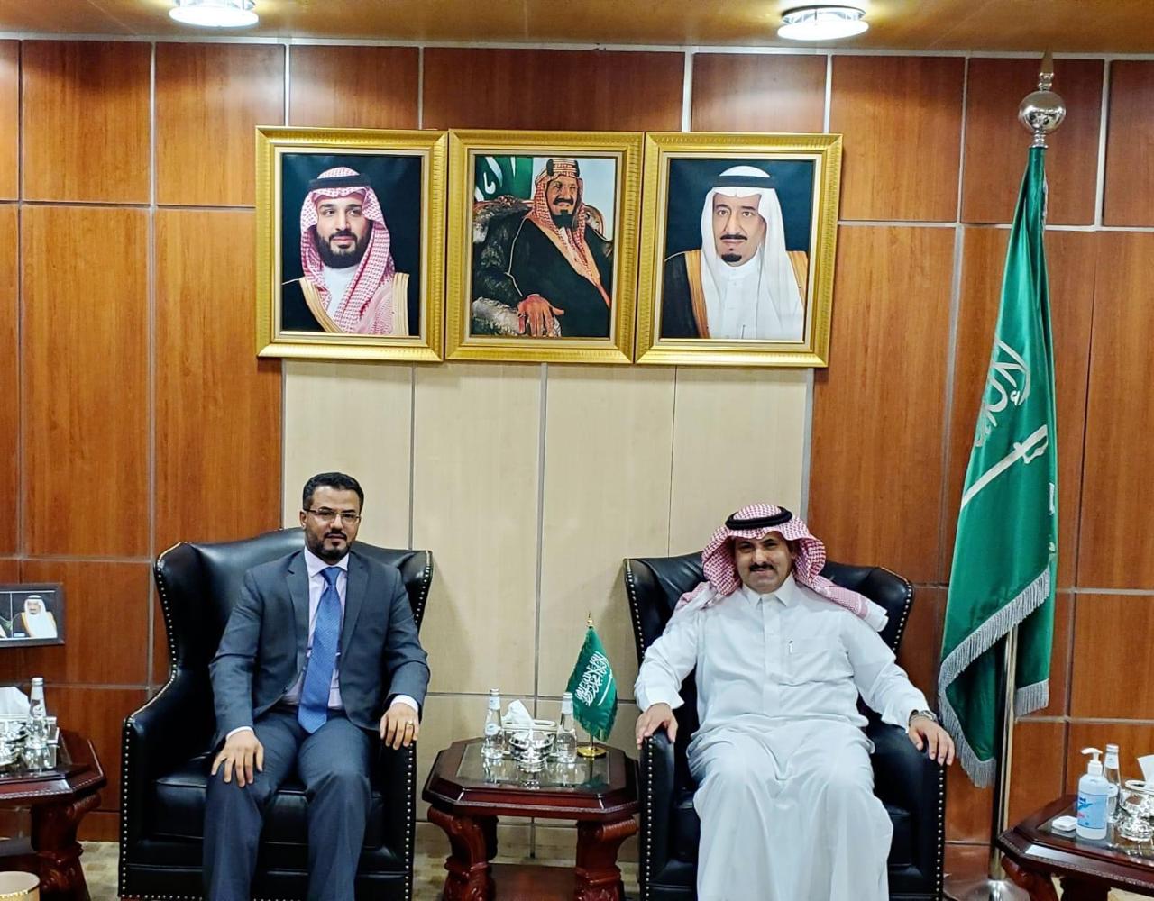 ‎فتحي بن لزرق ينتقد الهجوم ضد السفير السعودي ويوضح حقائق لمعالجة الوضع في الجنوب