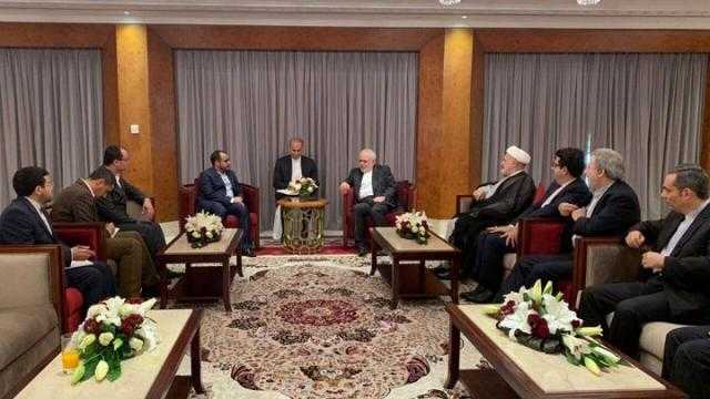 مسؤول حكومي " يكشف ما يتعرض له نواب البرلمان في صنعاء من قبل الحوثيين