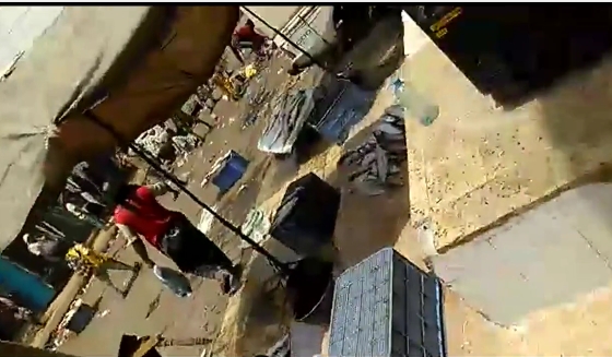 سقوط 5 قتلى في تفجير يهز وسط سوق شعبي في عدن